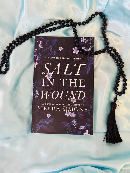Salt In The Wound (Lyonesse Trilogy #0.5)